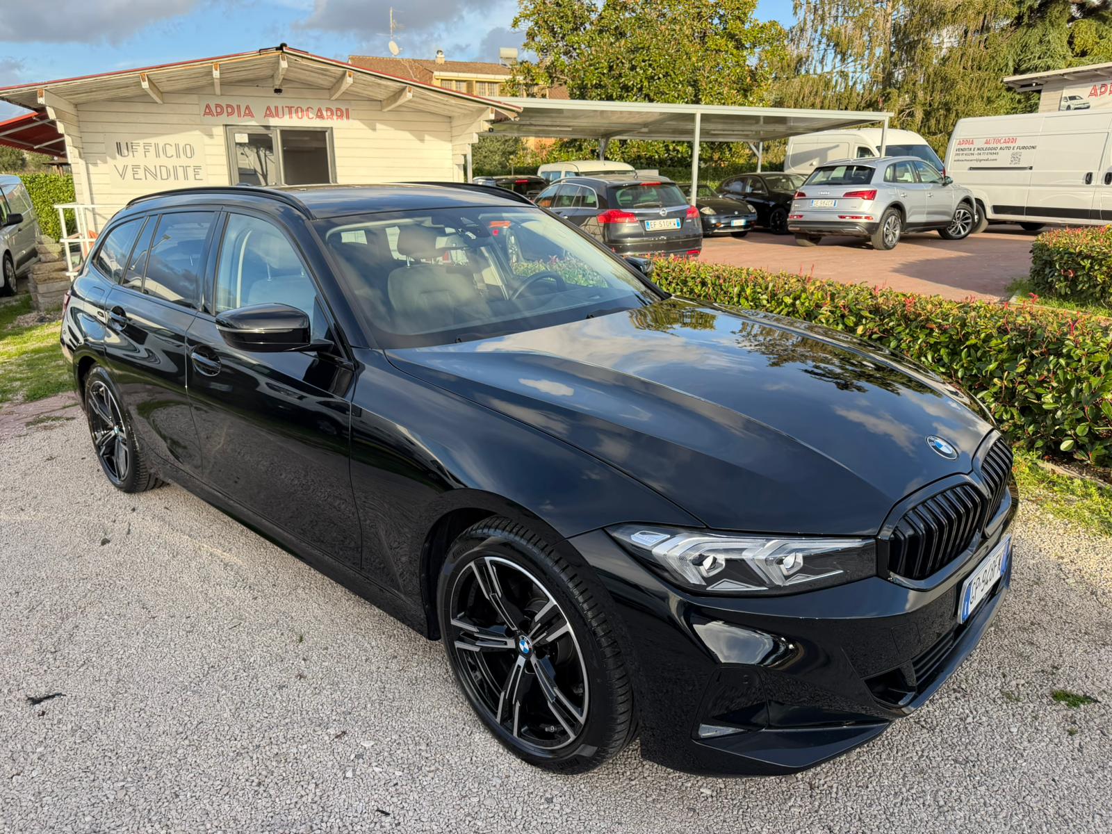 BMW 318d TOURING MHEV 150CV BLACKPACK 2023